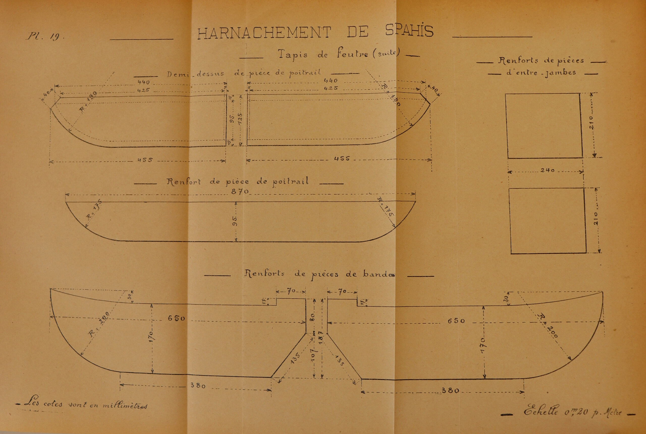 Harnachement des chevaux des spahis et accessoires  - Page 2 Dm_du120