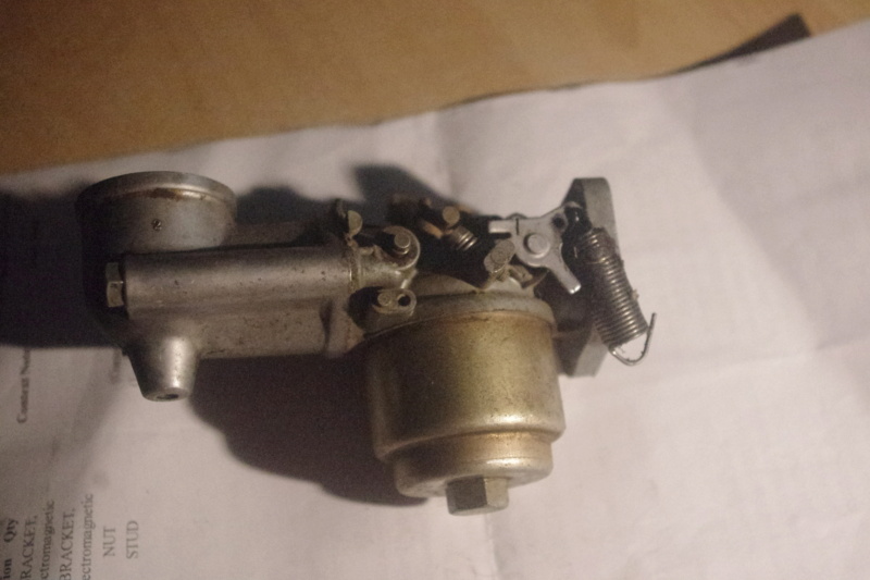 carburateur - ( Recherche) carburateur pour motoculteur Honda F42 Imgp3911