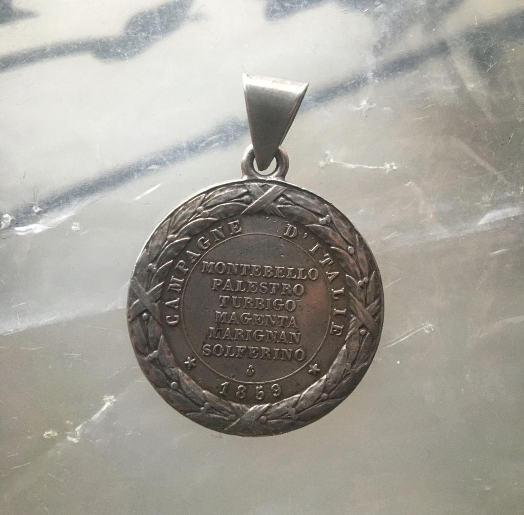 Médaille 1859 campagne d’Italie en pendentif originale ? 94cd2810