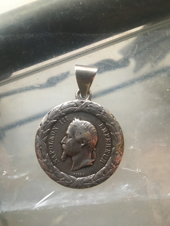 Médaille 1859 campagne d’Italie en pendentif originale ? Aeb81210
