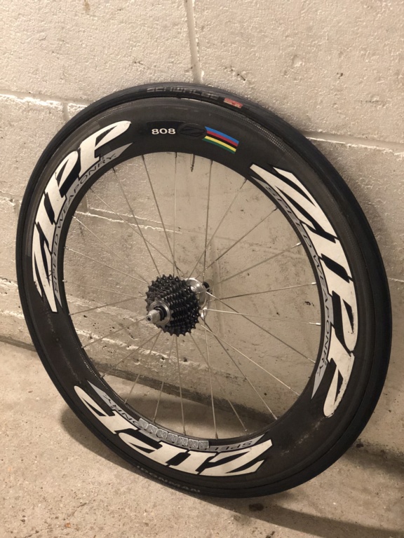 Roue arrière ZIPP 808 10v. 949f7910