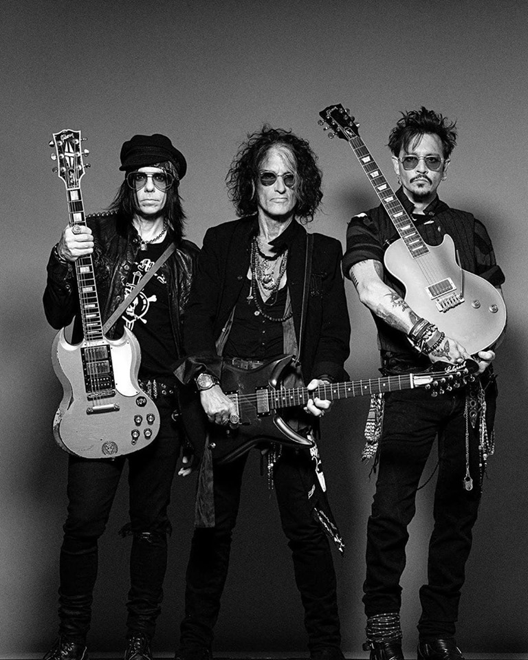 Le groupe Hollywood Vampires . - Page 17 70742310