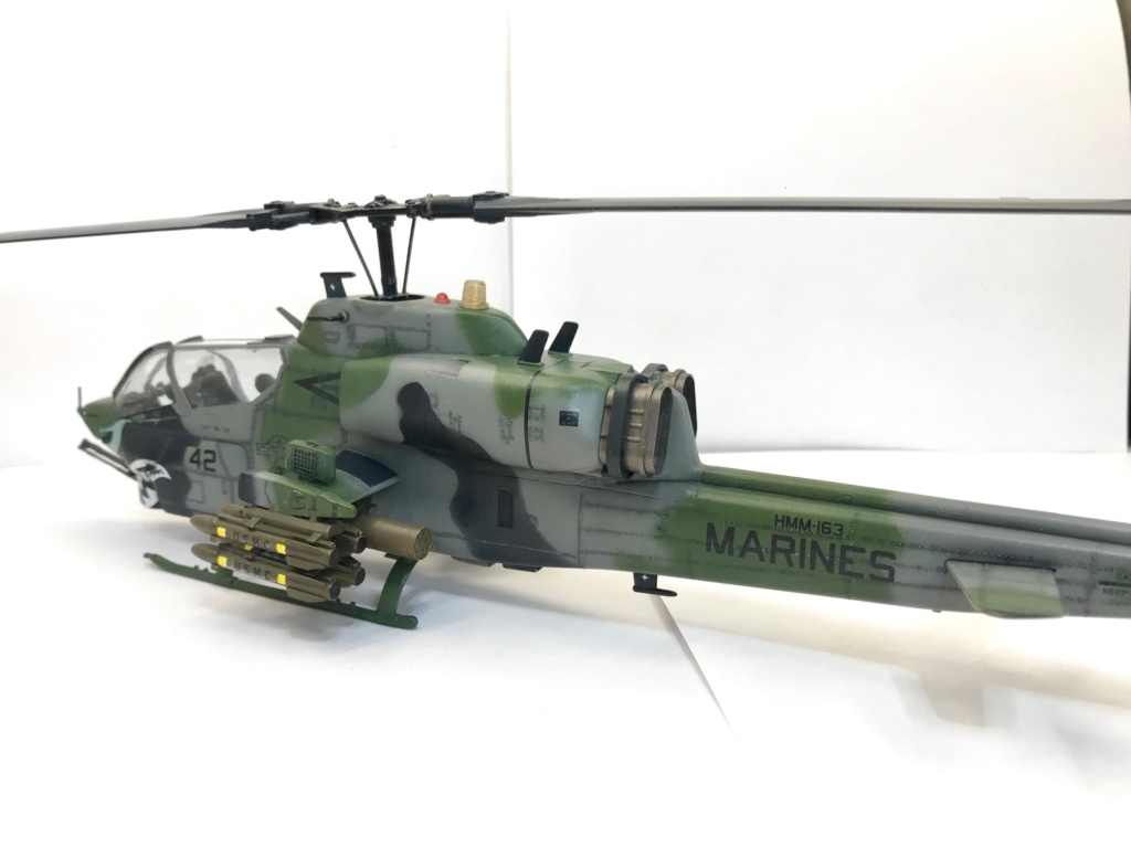 AH-1w Super Cobra - Revell 1/48 Img_3710