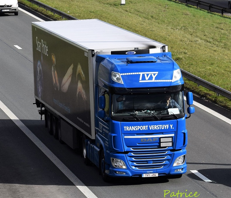  TVY  Transport Verstuyf Y.  (Beernem) 3233