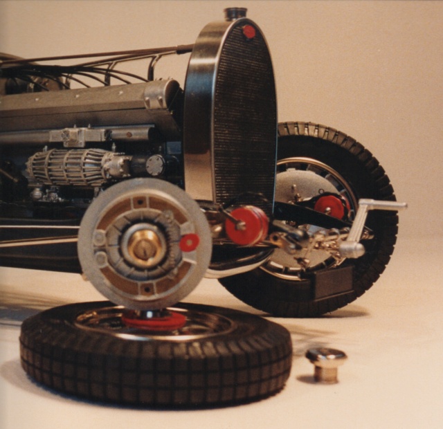 Alfa Romeo P3 1:18, Karton Scanne11