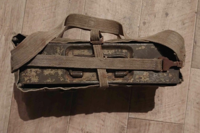 Sacoche porte caisse de MG  116