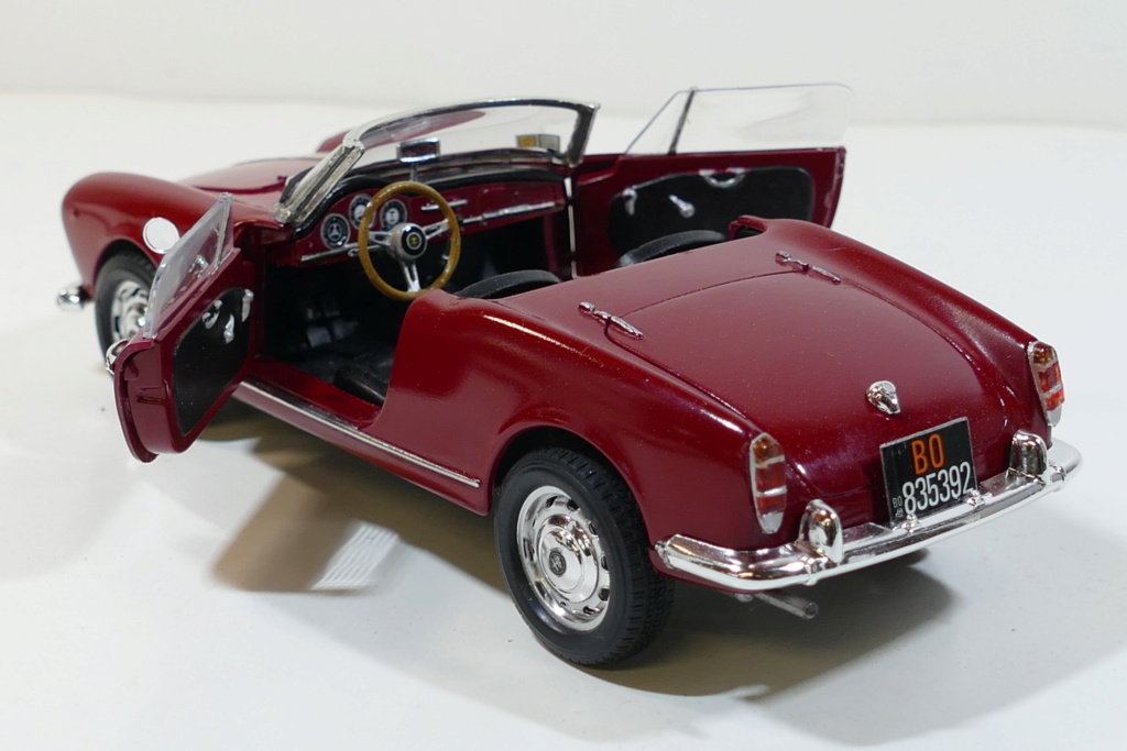 ALFA GIULIETTA SPIDER  P1040110