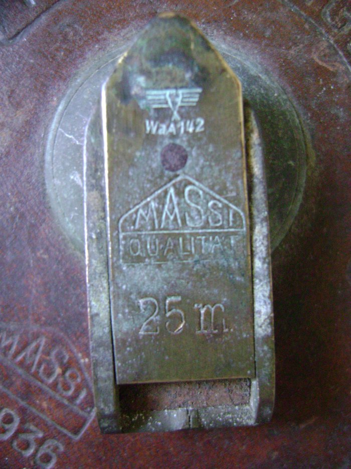 Mètre ruban allemand WW2 : identification + estimation svp 31731411