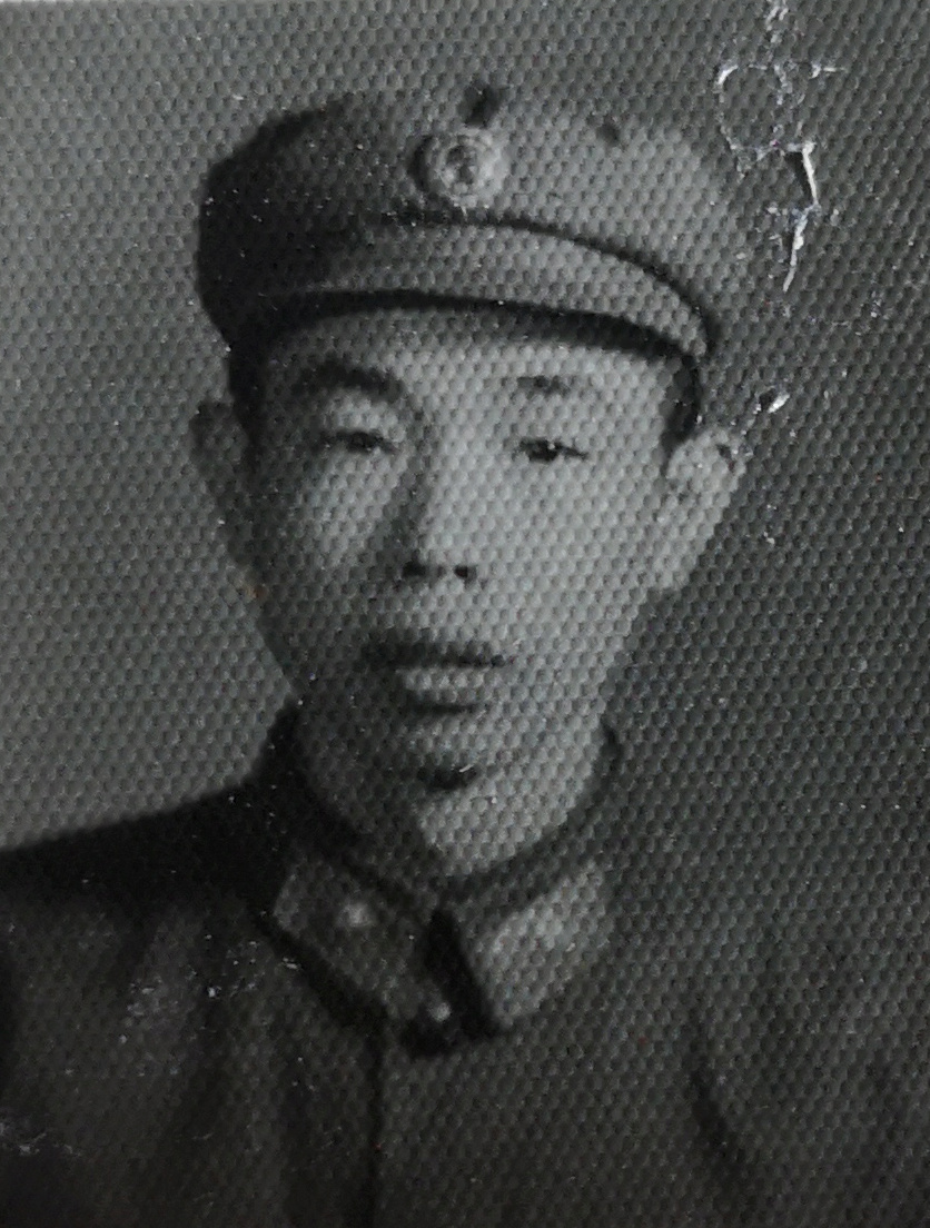 Evolution des casquettes de l’Armée Populaire de Libération du Peuple Chinois  Armzoe14