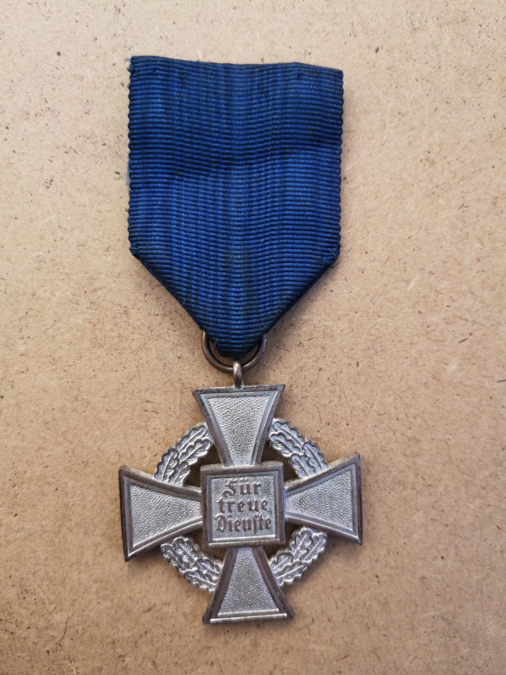 Médaille 25 ans de services, Allemagne Img_2089