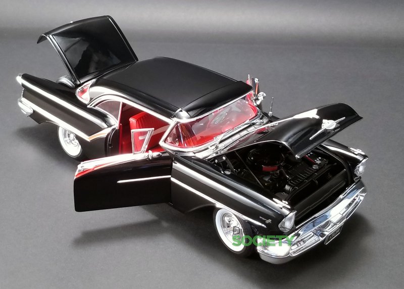 Oldsmobile Super 88 1957 – Black/Red - 1/18 - ACME  A1808014