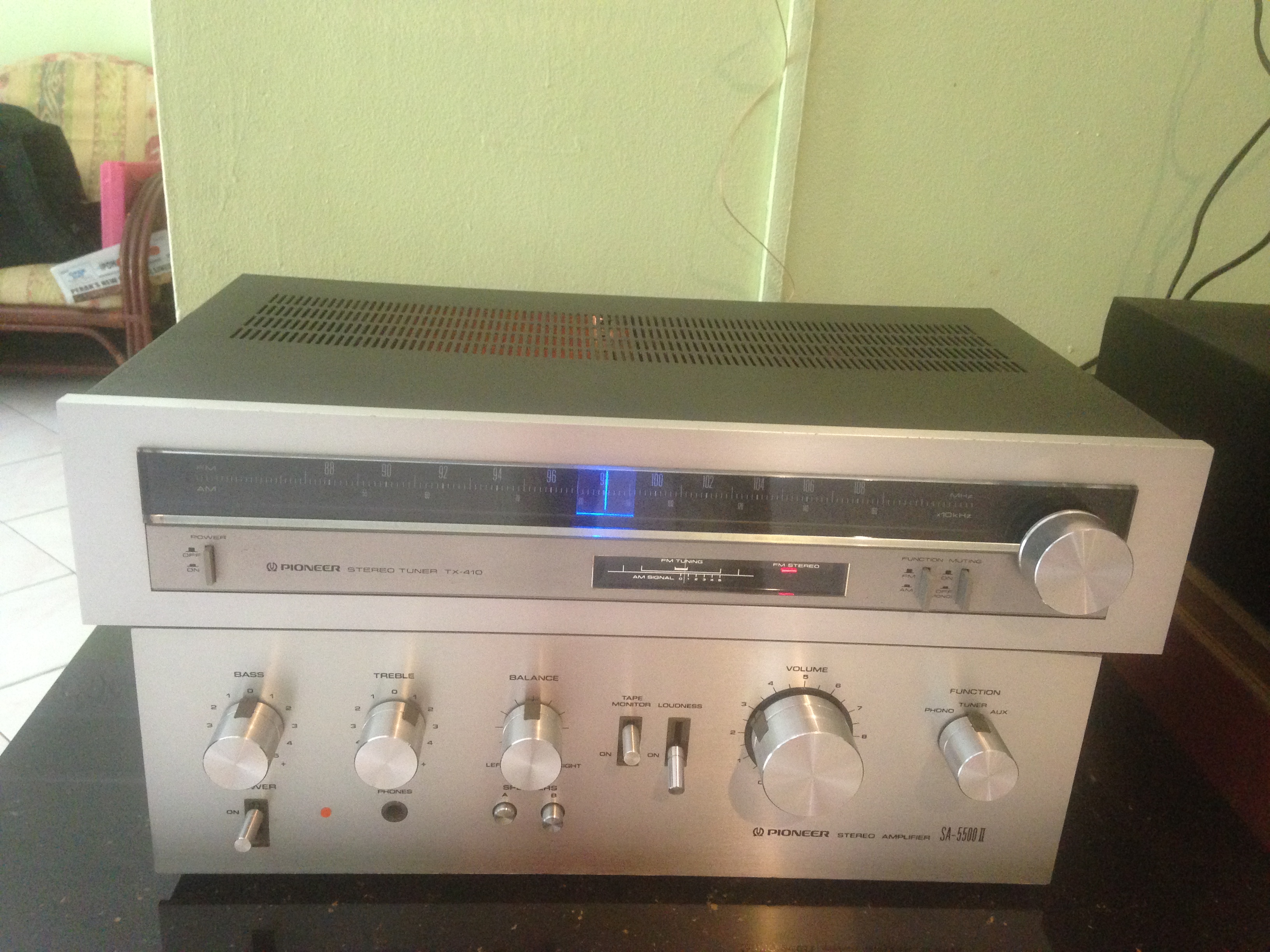 Pioneer SA 5500 mk-II integrated amp n tuner(SOLD) Img_6021