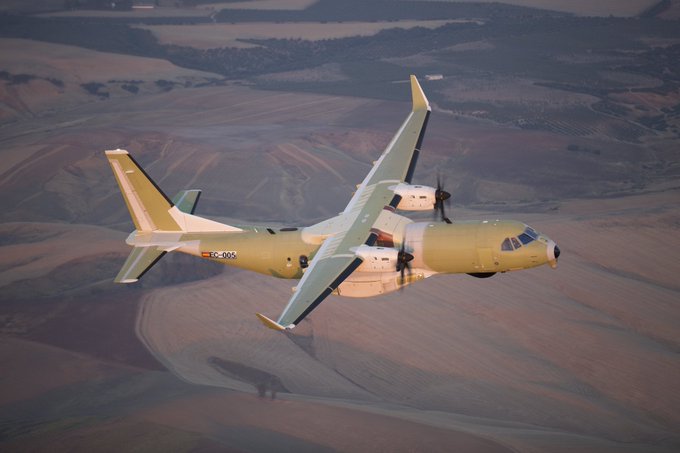 الهند لشراء 56 طائرة  نقل متوسطة جديدة  نوع C-295 من إيرباص -wjfez10