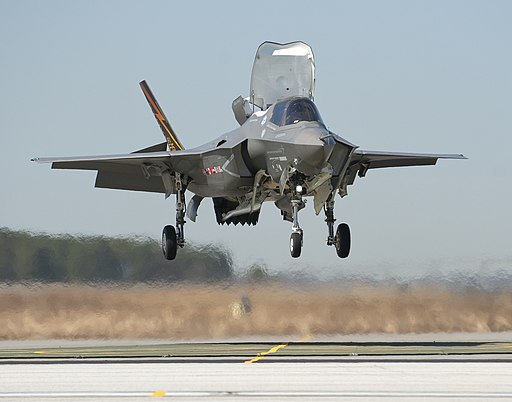  الجيش الكوري الجنوبي يعطي الضوء الأخضر لشراء 40 طائرة من طراز F-35A / B في أكتوبر 512px-12