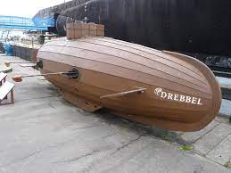 تاريخ لا ينتهي: «الغواصات» في العسكرية الحديثة Downlo27