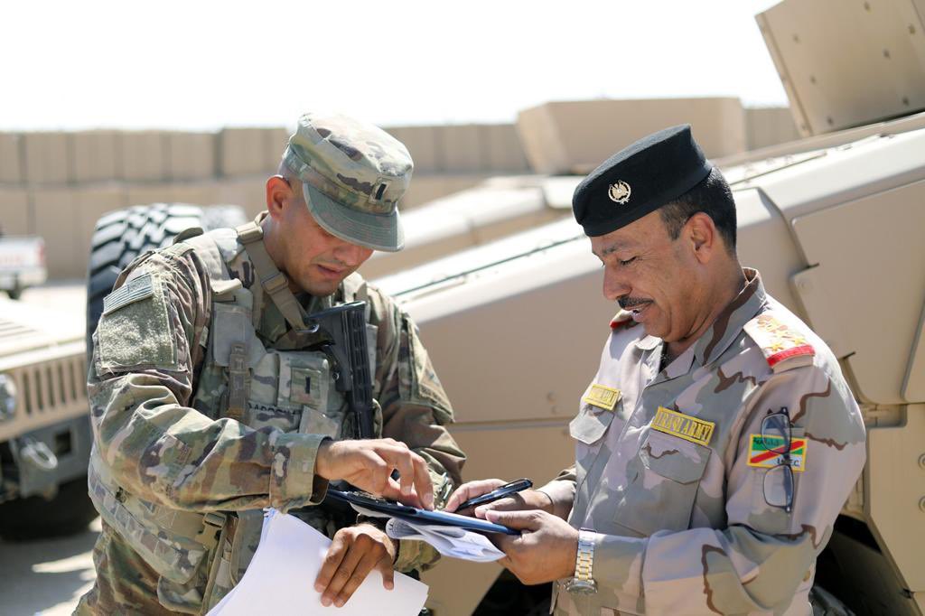 التحالف الدولي يمنح الفرقة السابعة في الجيش العراقي اسلحه وتجهيزات بقيمة 10 ملايين دولار مجانا E7zms110