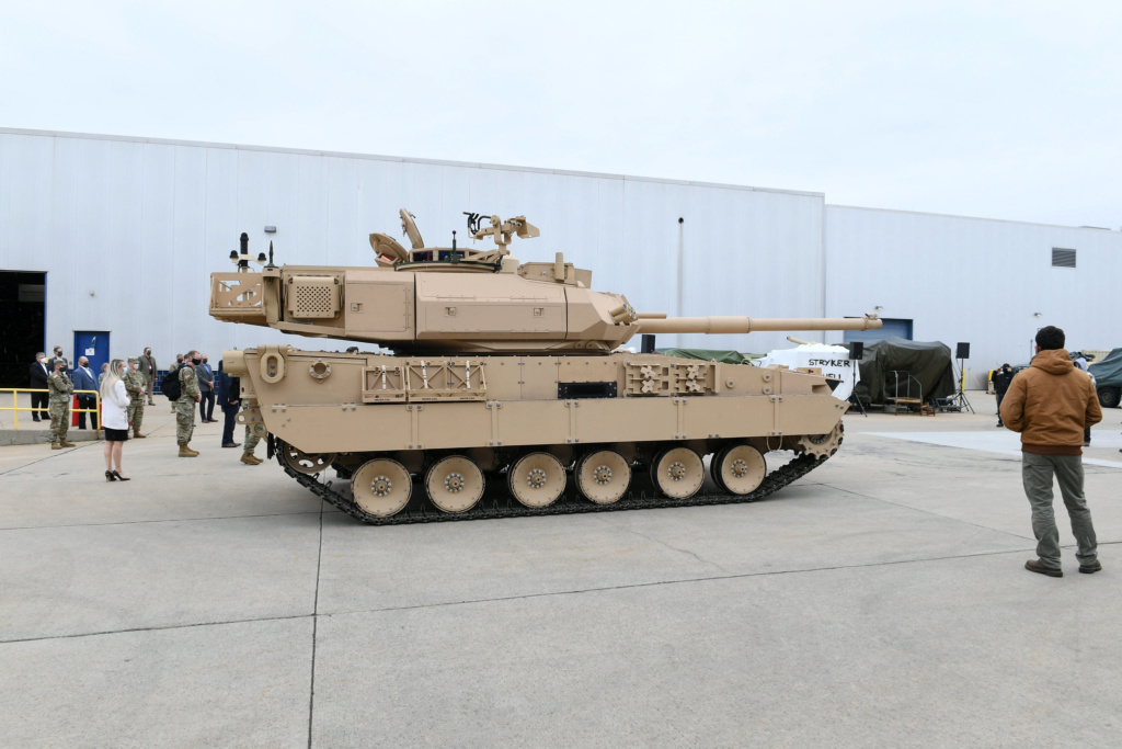 الجيش الامريكي يختار شركتي General Dynamics و BAE Systems لتطوير الدبابه الخفيفه MPF Ewwle110