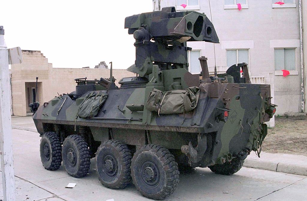 العربه المدرعه الخفيفه البرمائيه LAV-25  Lav-at10