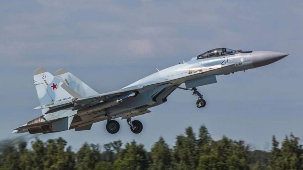  الولايات المتحده تحذر مصر من شراء مقاتلات Su-35 الروسيه ملوحه بالعقوبات  Mnogot10