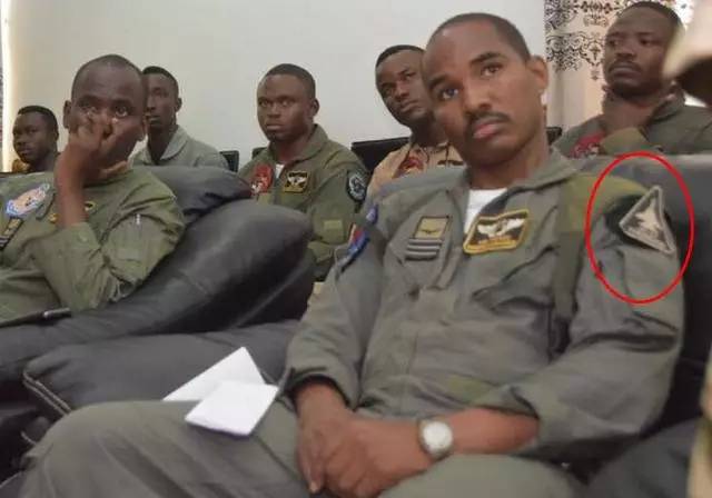 نيجيريا تؤكد قرب استلامها لثلاثه مقاتلات JF-17 من باكستان  Nigeri10