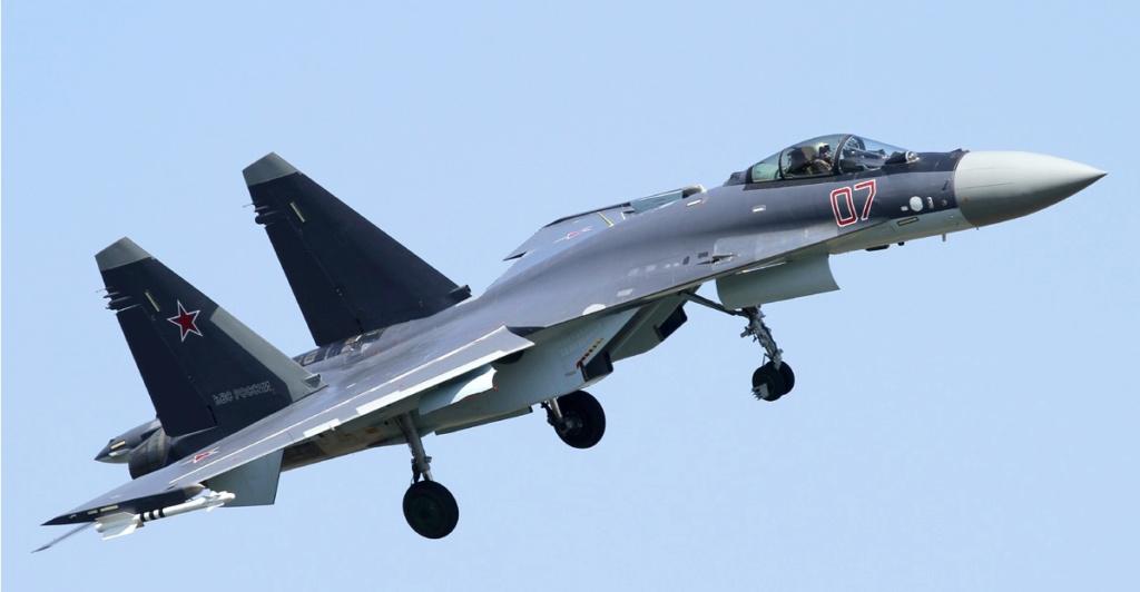 روسيا تبقي إيران في انتظار أسلحة متطورة Sukhoi10