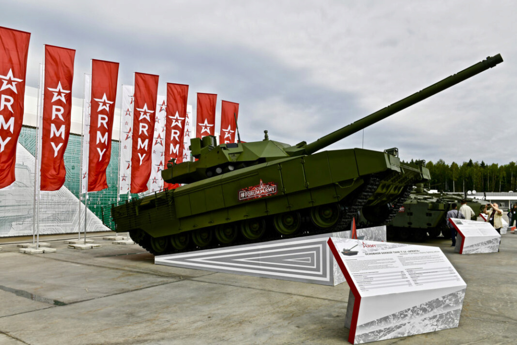 الهند تحصل على عرض لتطوير مركبة مدرعة على أساس Armata الروسية T-14-110