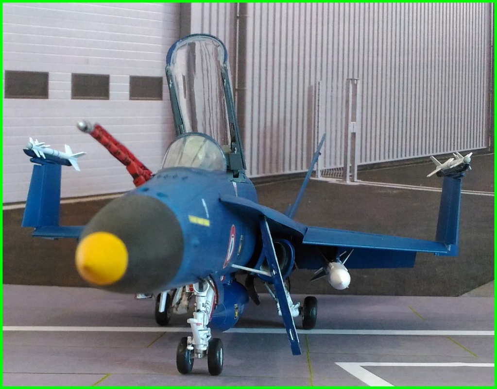 HORNET F/A-18-C McDonnell Douglas 1/48 - Kinetic - Modèle fini  11311