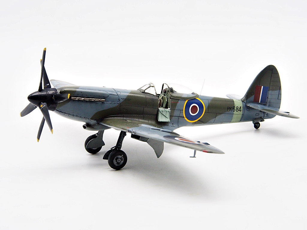 Spitfire MK 22 1/48 Eduard  - Page 3 Mk_22_31