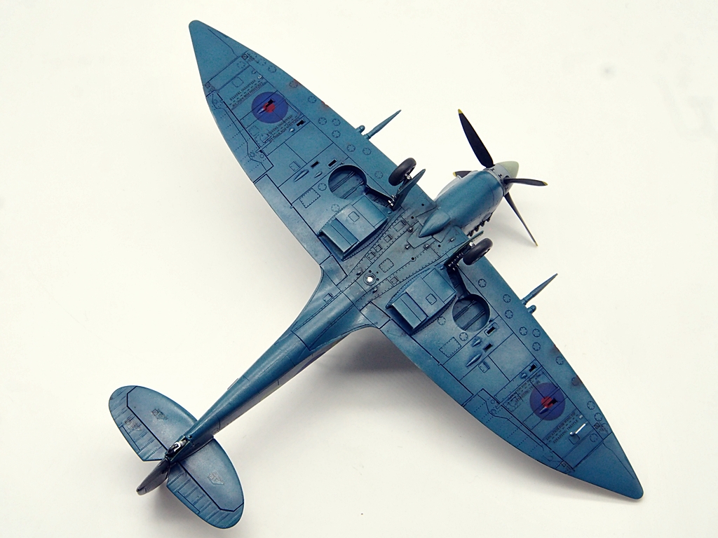 Spitfire MK VIII 1/48 Hasegawa Spit_710