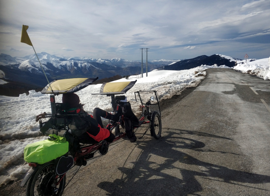 Périples sur 5 roues en mode (très) lourd. - Page 6 Img_2517