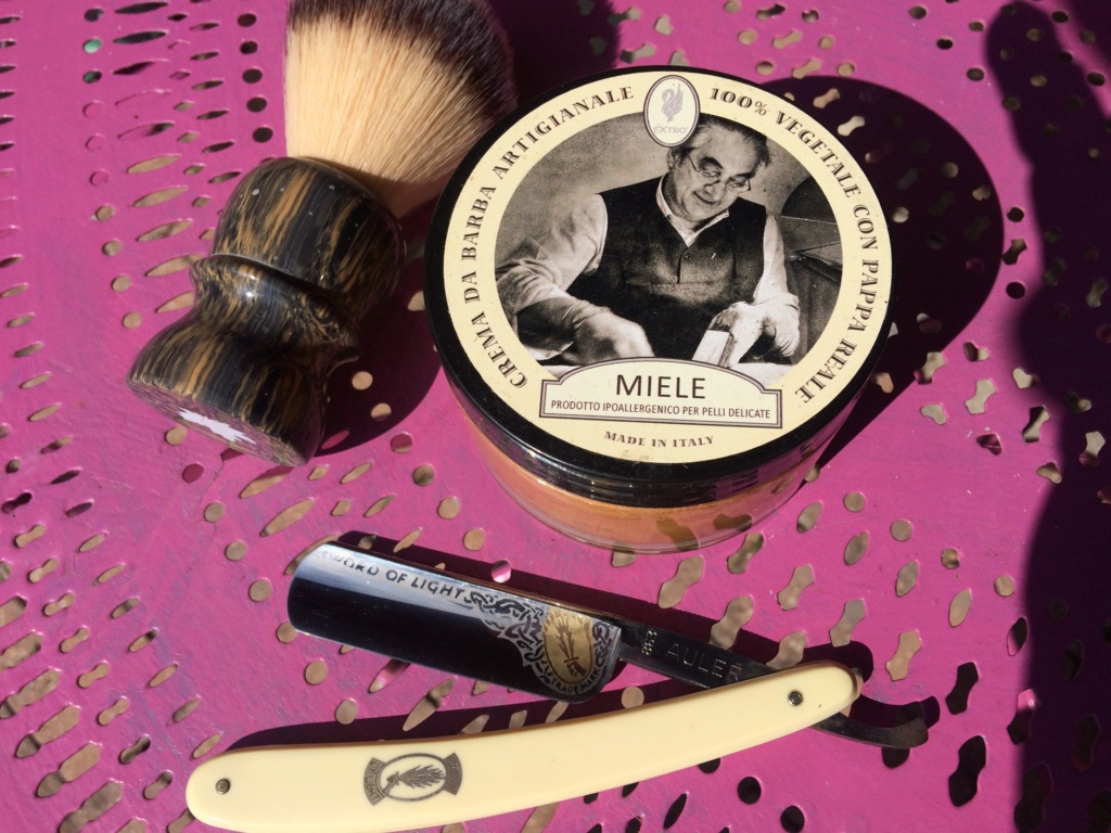 Shave of the Day / Rasage du jour - Page 26 Img_2614