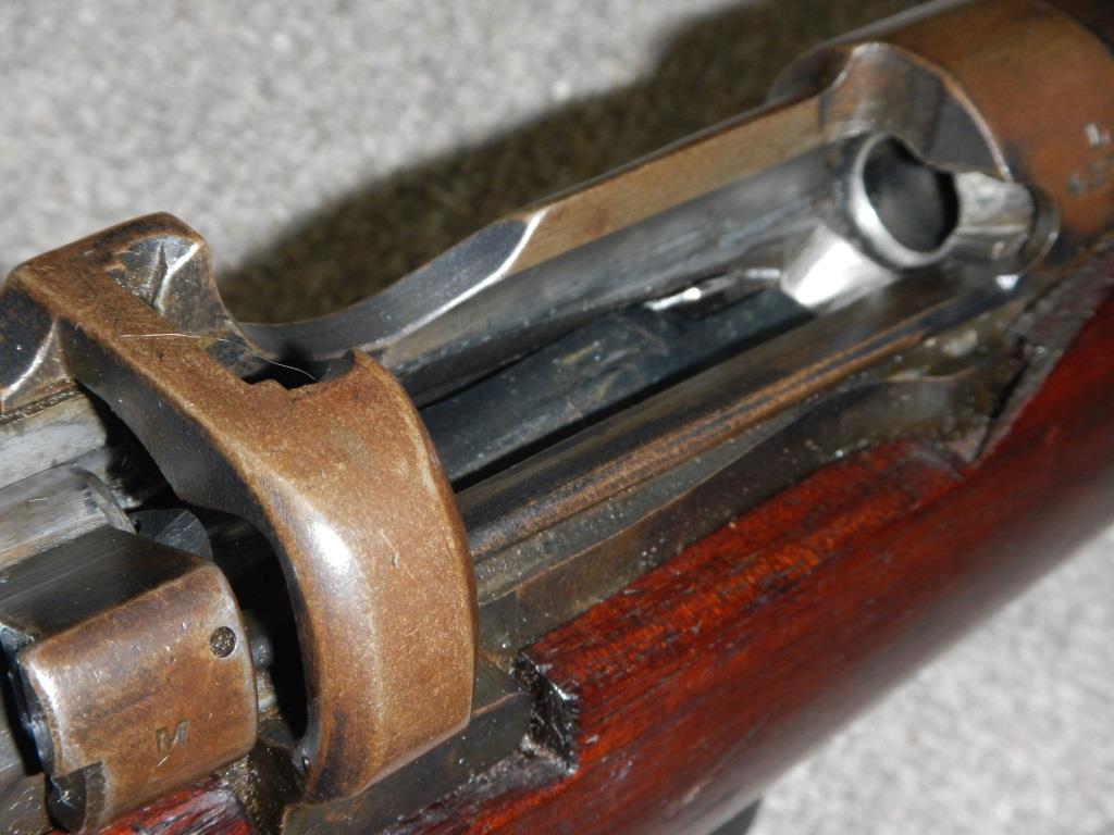 Lee Enfield No 1 MK III* avec poinçon canadien du «C/|\» 10_cop10