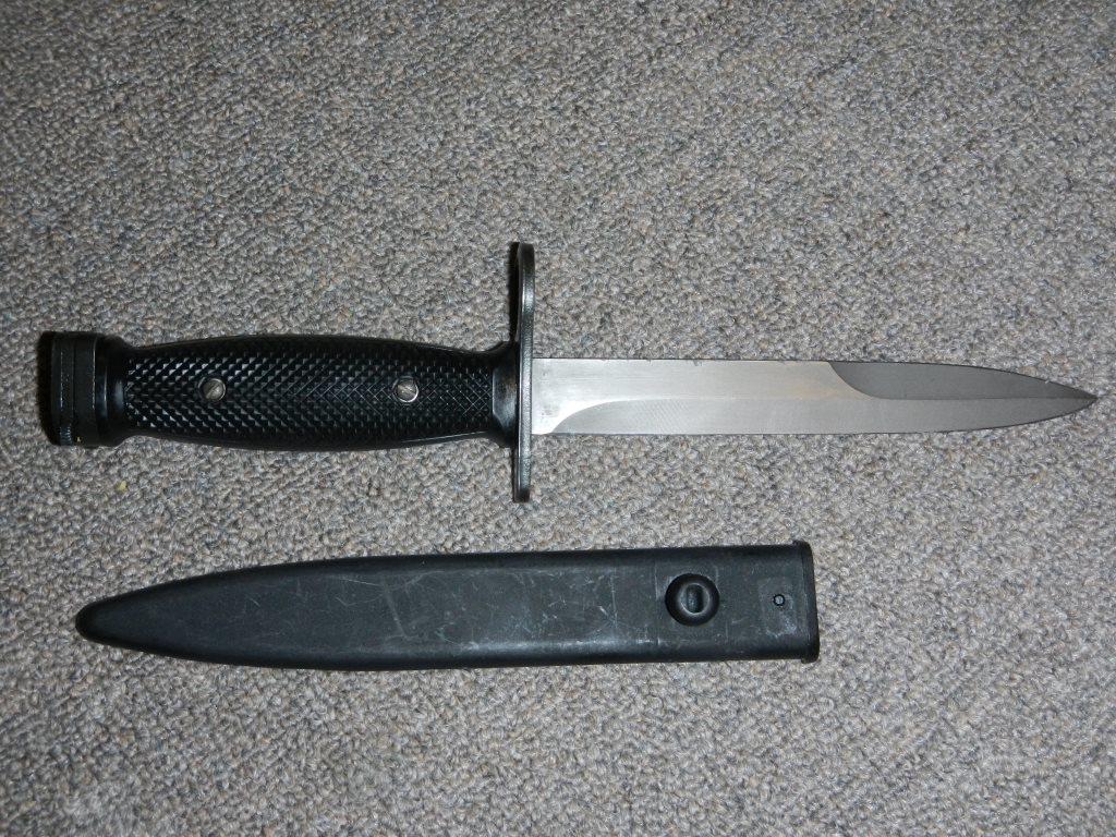 Clone de la carabine C8 canadien 5,56 mm (Diemaco / Colt Canada) 218