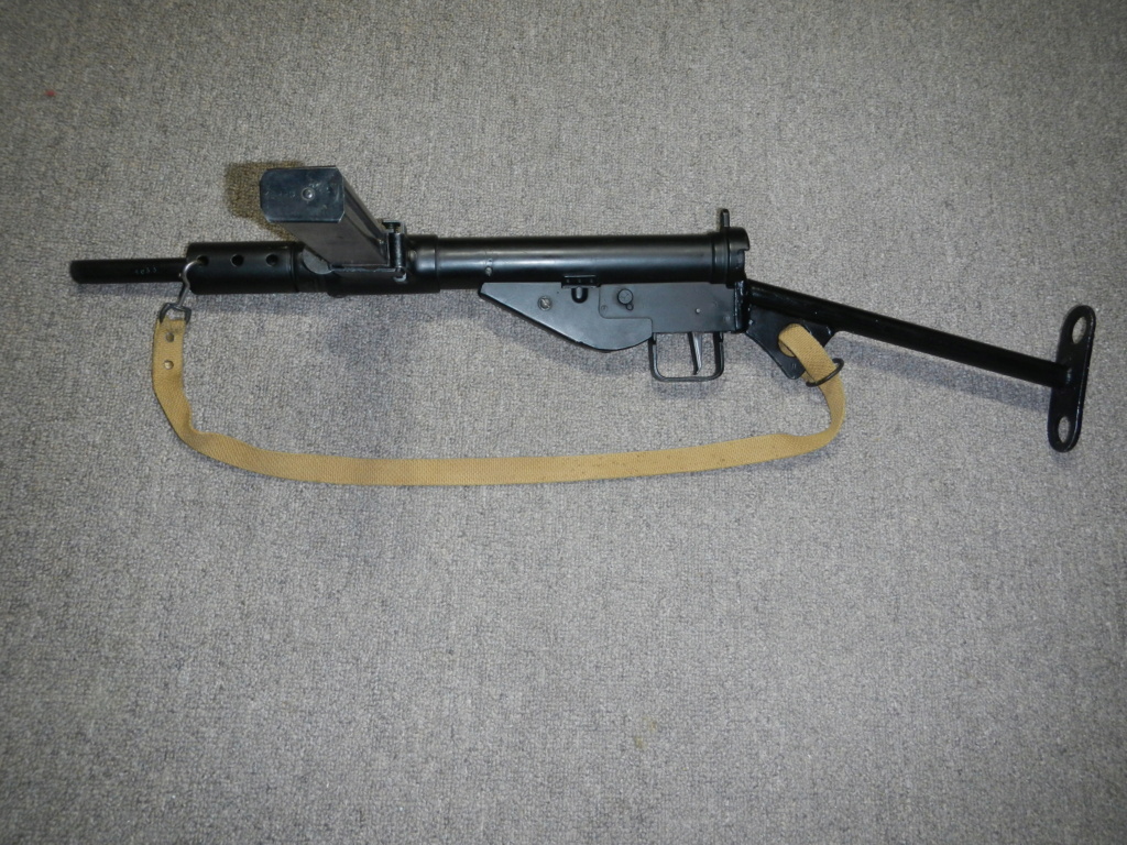 Sten MK II fabriqué par Small Arms Limited à Long Branch, Ontario, Canada 237