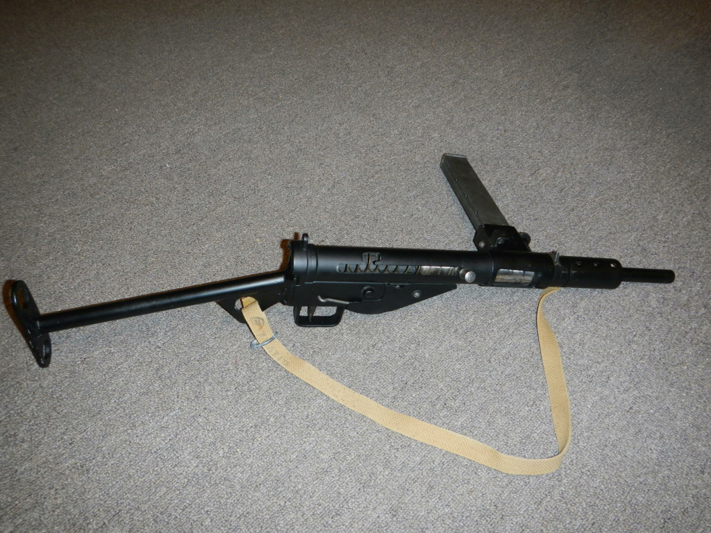Sten MK II fabriqué par Small Arms Limited à Long Branch, Ontario, Canada 334