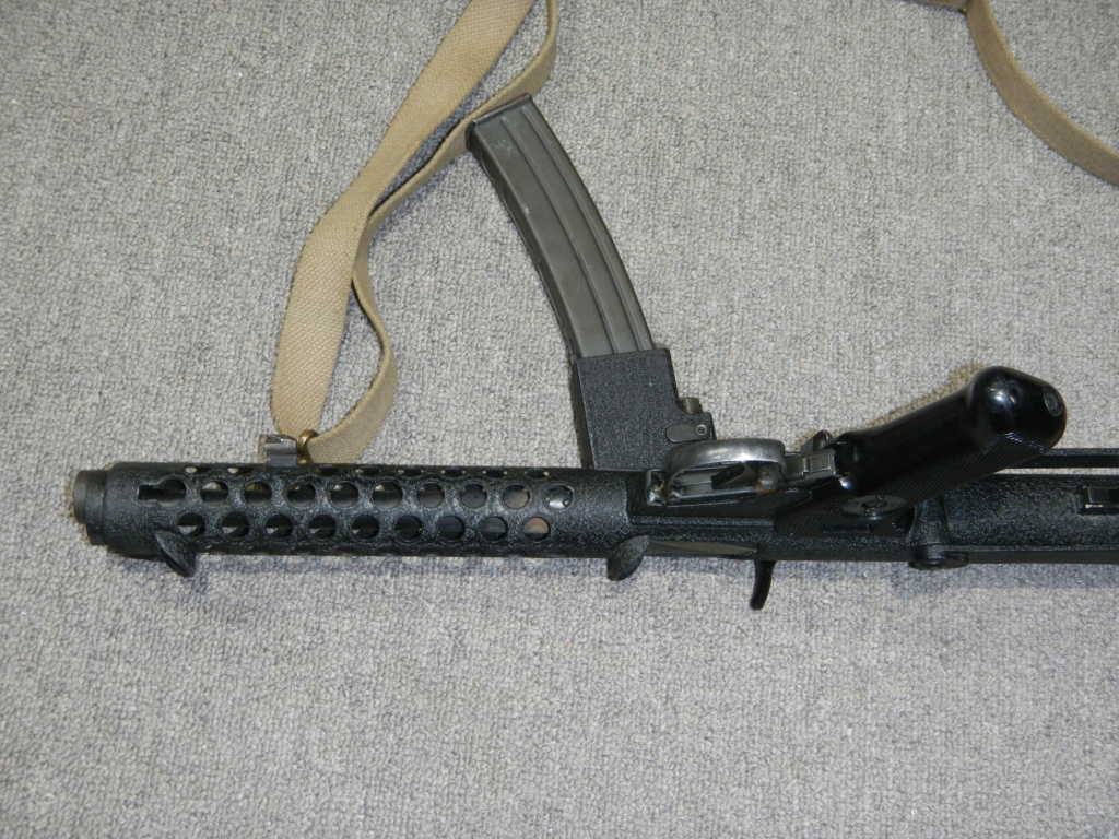 Sterling MK 4 Police Carbine Dscn5534