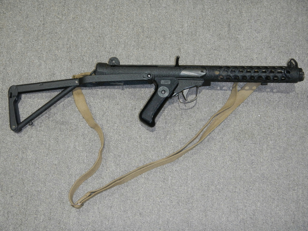 Sterling MK 4 Police Carbine Dscn5536