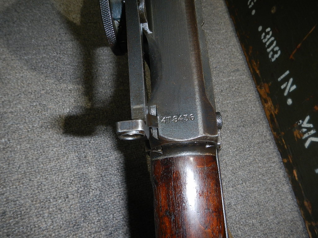 Le fusil-mitrailleur BREN MK I fabriqué au Canada par la Compagnie John Inglis Dscn5911