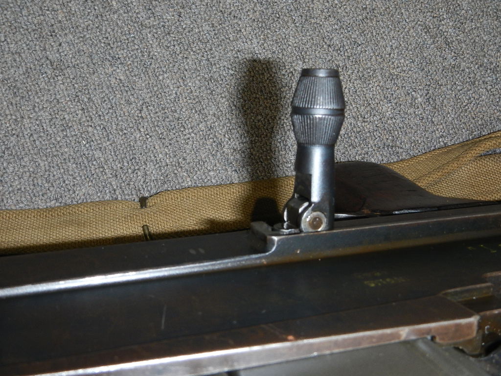 Le fusil-mitrailleur BREN MK I fabriqué au Canada par la Compagnie John Inglis Dscn5927