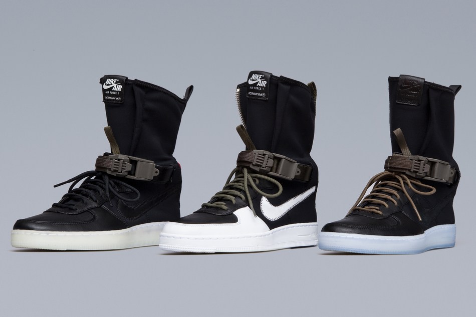 Sneakers aux pieds ? - Page 3 Acrony10