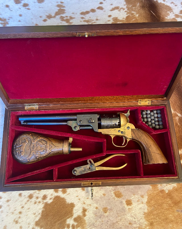 Colt 1851 canon rond pietta ou gami ? 62c44310