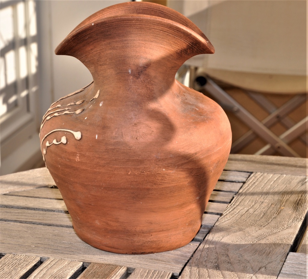 Vase Ceramique. signé. Dsc_0153