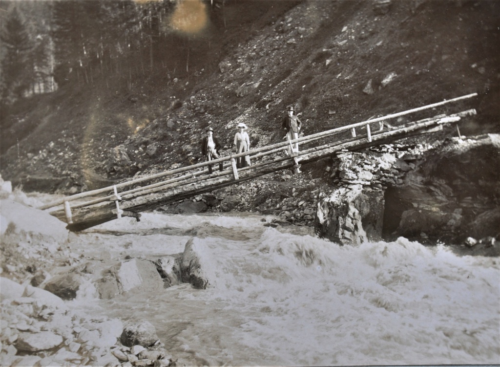 Série de photos  Htes Alpes. 1900 Orcières. Dsc_1178