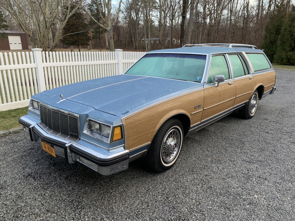 1988 Buick Electra Estate turbine center cap D094ca10