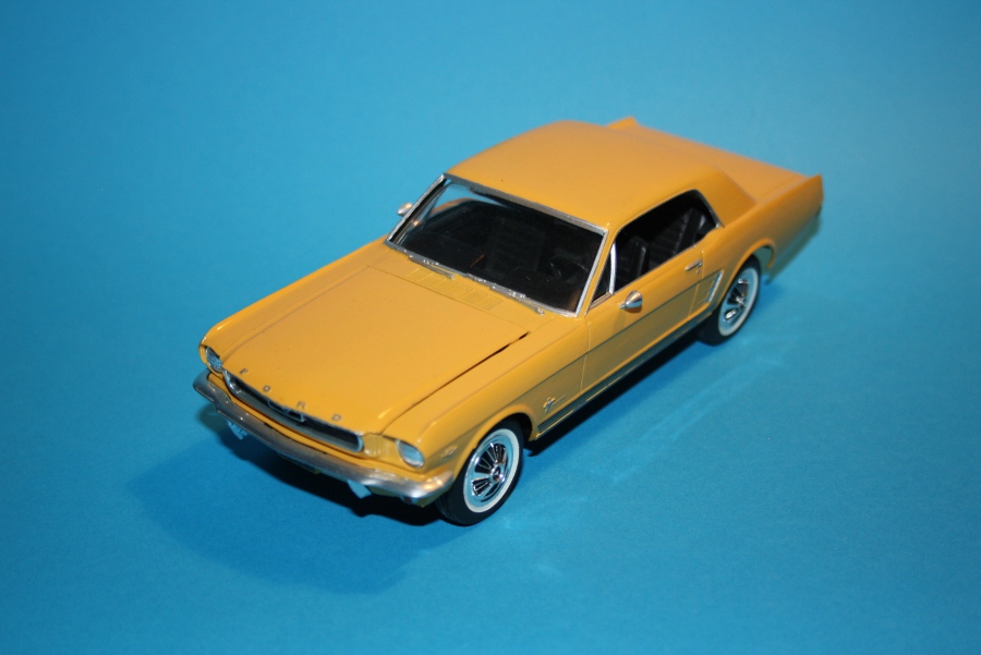 les Ford Mustang au 1/24 - 1/25 depuis 1963 Img_1315