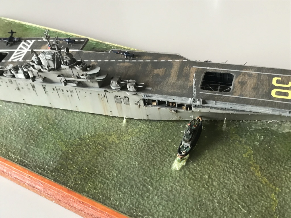 [DRAGON] Porte-avions CV 36 USS ANTIETAM 1/700ème Réf 7064 Img_2414