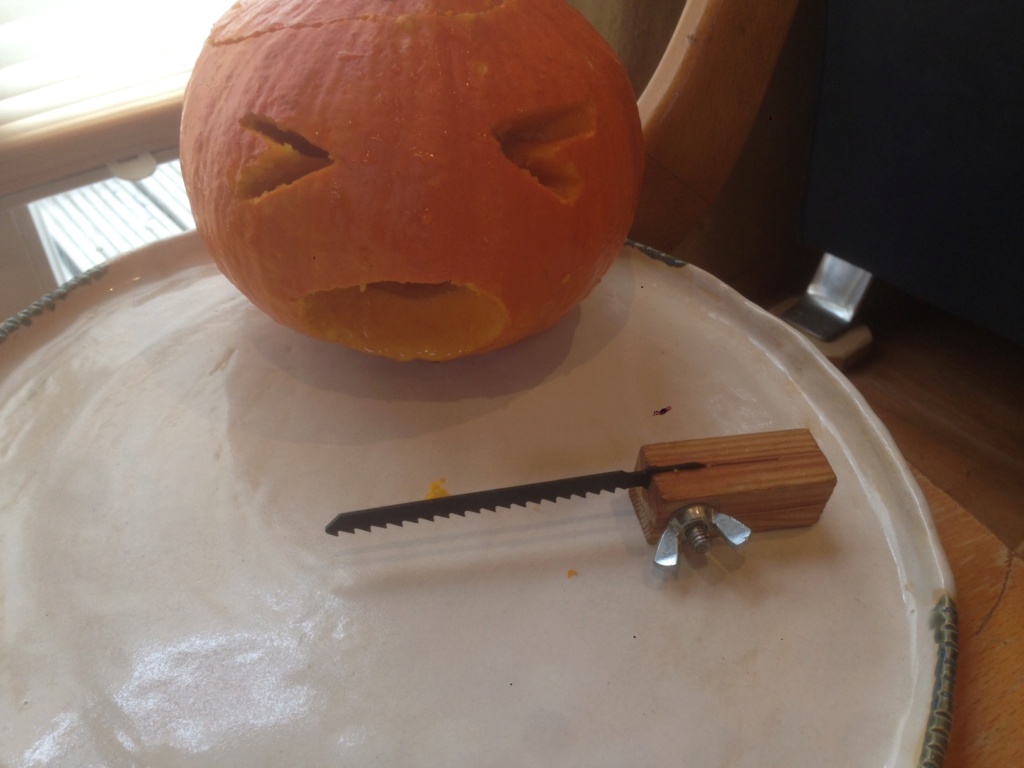 CITROUILLES ou COURGES d'HALLOWEEN ??? Img_2333