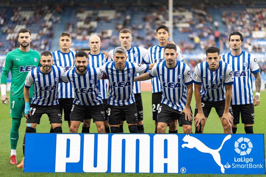 JORNADA 13 LIGA SMARTBANK 2022/2023 DEPORTIVO ALAVES-REAL OVIEDO (POST OFICIAL) A1914b10