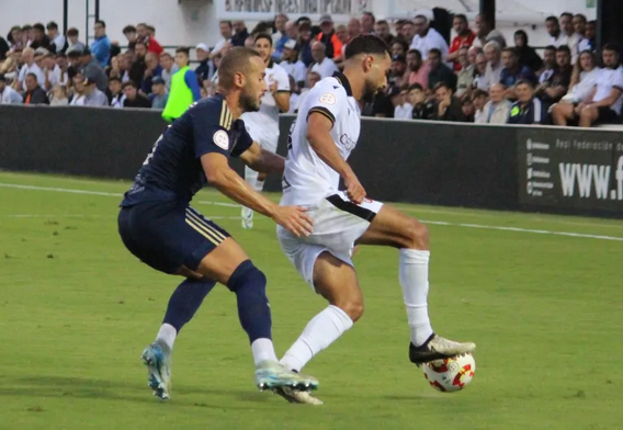 PRIMERA FEDERACION 2024/2025 JORNADA 6 AD CEUTA FC-RECREATIVO (POST OFICIAL) - Página 2 Scre7886