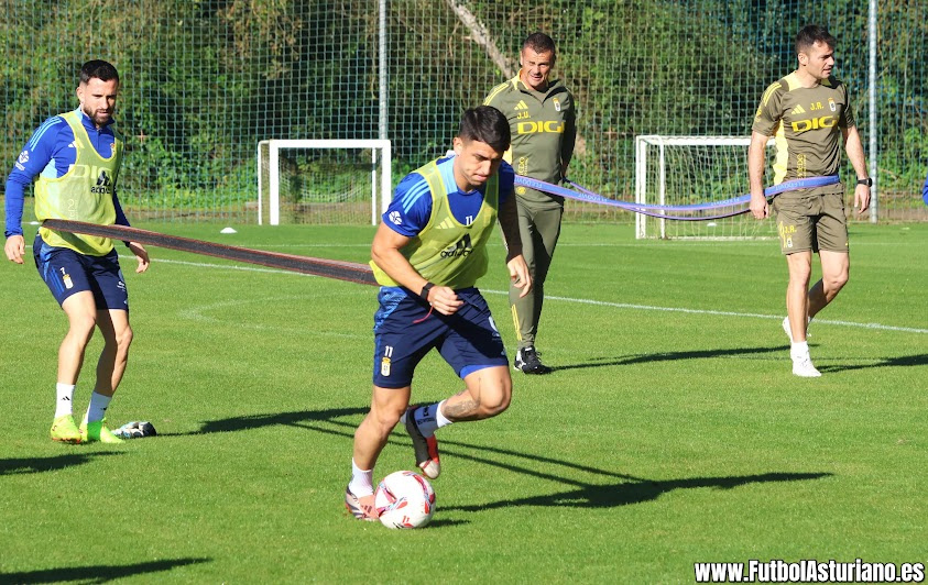 LIGA HYPERMOTION 2024/2025 JORNADA 15 REAL OVIEDO-CD TENERIFE (POST OFICIAL) Scree836